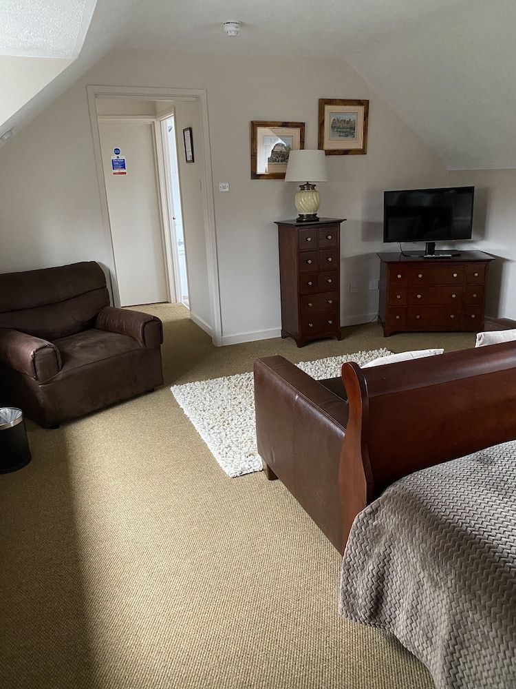 The George Inn King Junior Suite 3