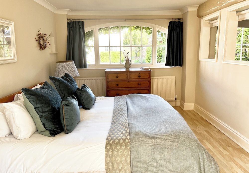 Tickton Grange Hotel Comfort Studio Suite, 1 King Bed, Garden Area 2