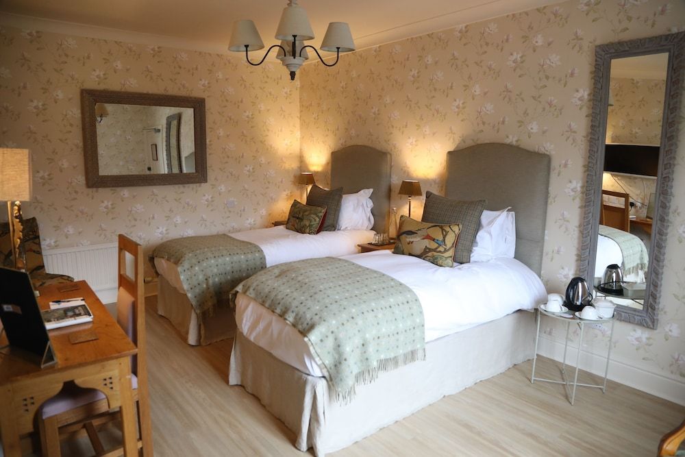 Large Twin Room