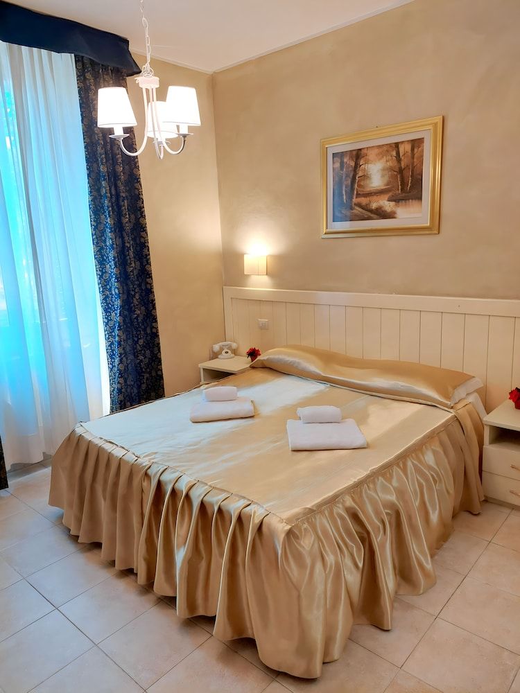 Hotel Aurelia Milano Centrale Classic Double or Twin Room, Non Smoking 3