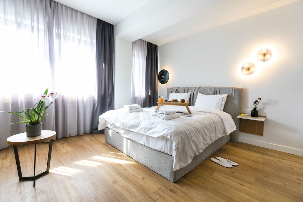 undefined Septa Studios 6