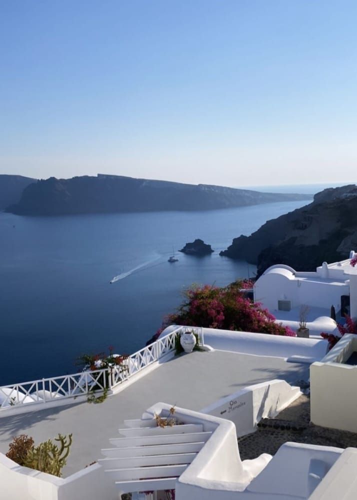 undefined Oia Memories Suites 6