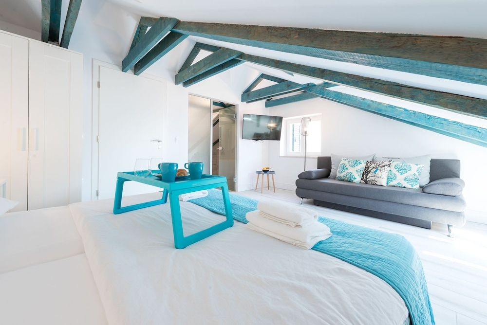 EuroAdria Residence Deluxe Room 2