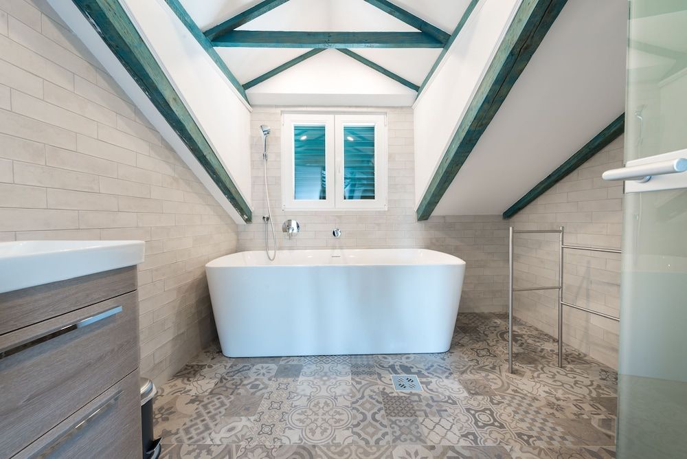 EuroAdria Residence Deluxe Room 6