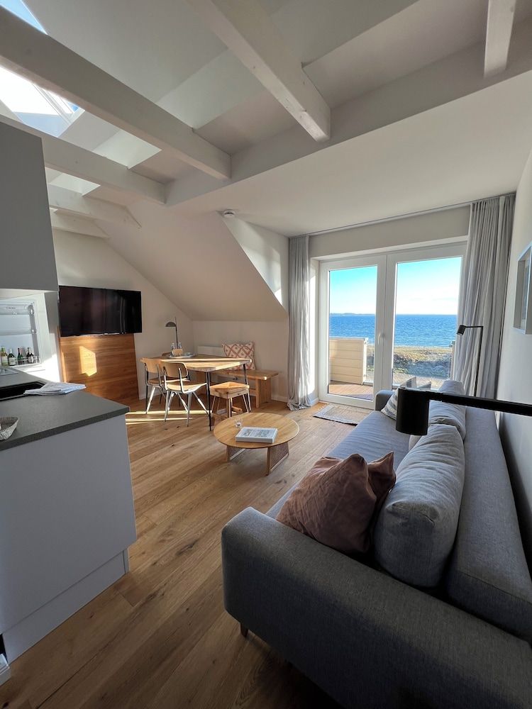 Ostsee-Strandhaus-Holnis Deluxe Apartment, 2 Bedrooms, Sauna, Sea View (Dnenhaus) 8