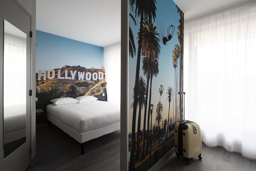 Break Hotel Quadruple Room, Multiple Beds 7