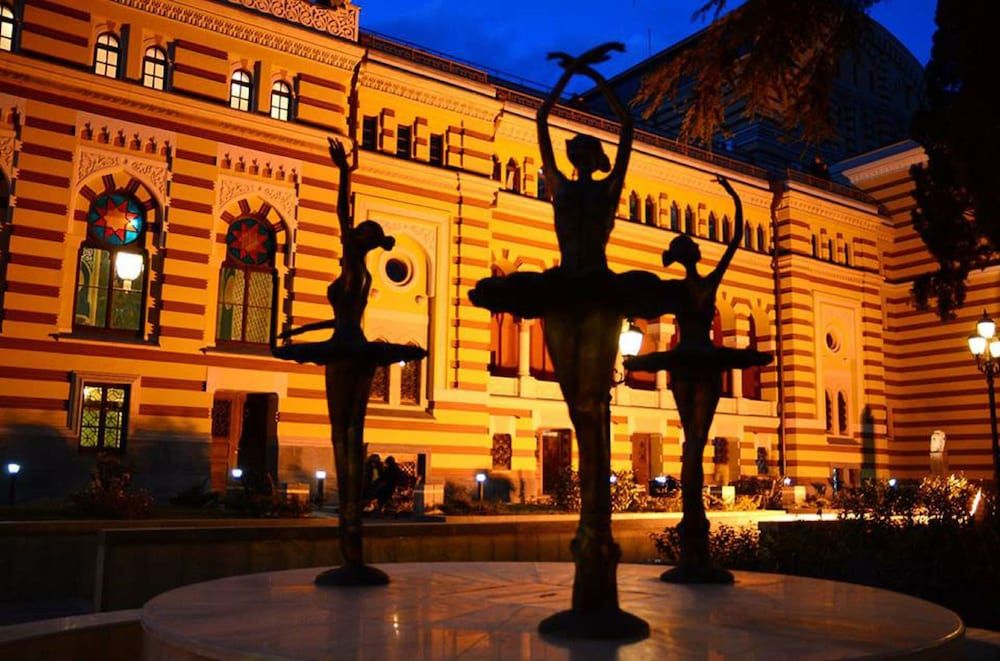 undefined Qeroli old town 6