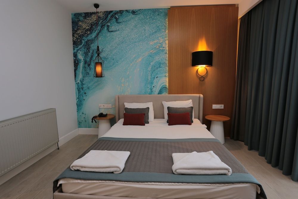 Çalcalar Hotel Standard Room 8