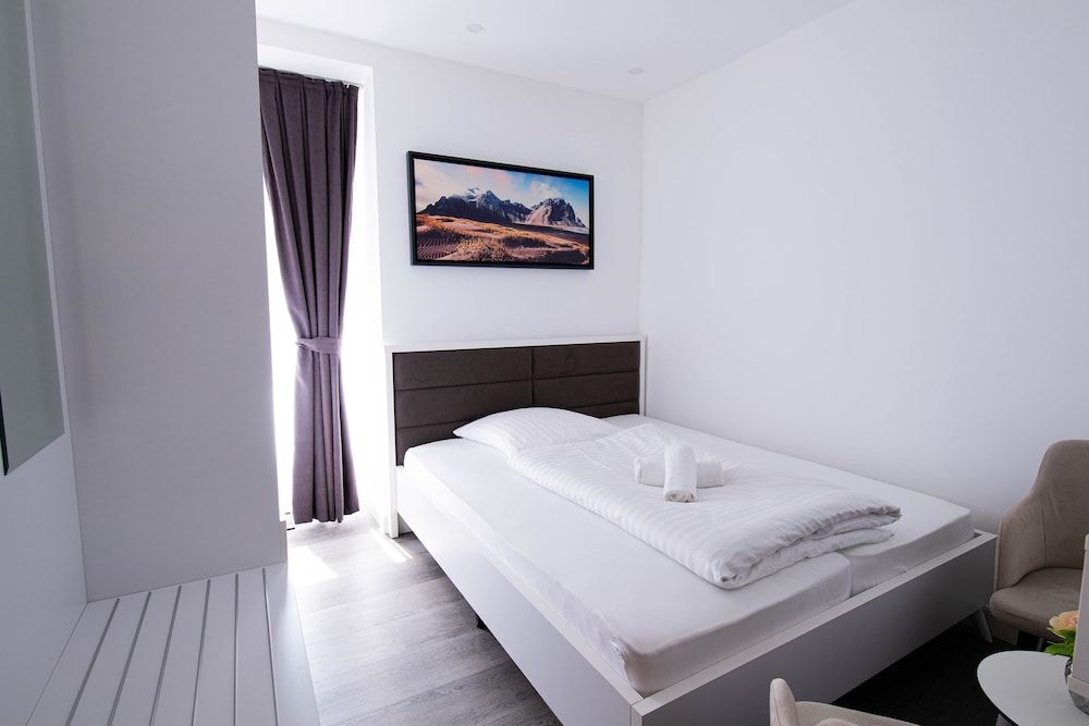 Heidepension Standard Single Room (6)