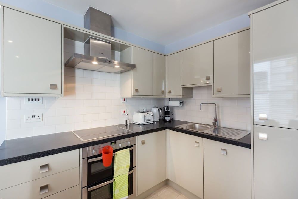Urban Chic - Covent Garden Deluxe Apartment, 1 Bedroom 24