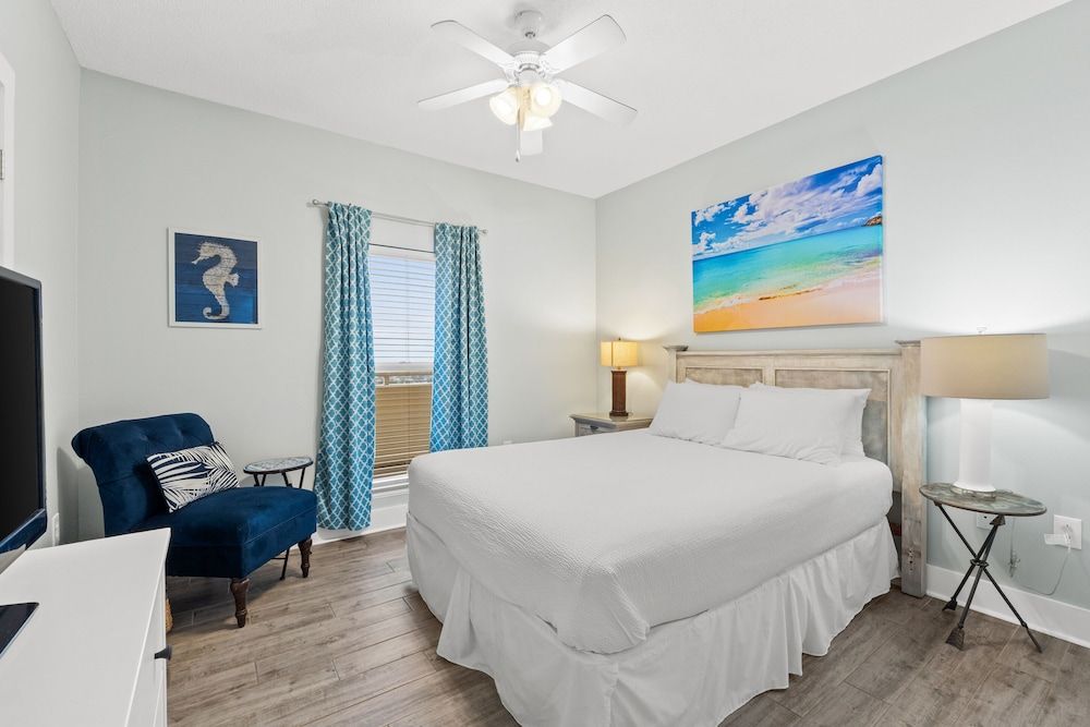 Condo, 2 Bedrooms, Beach View (1-2007)