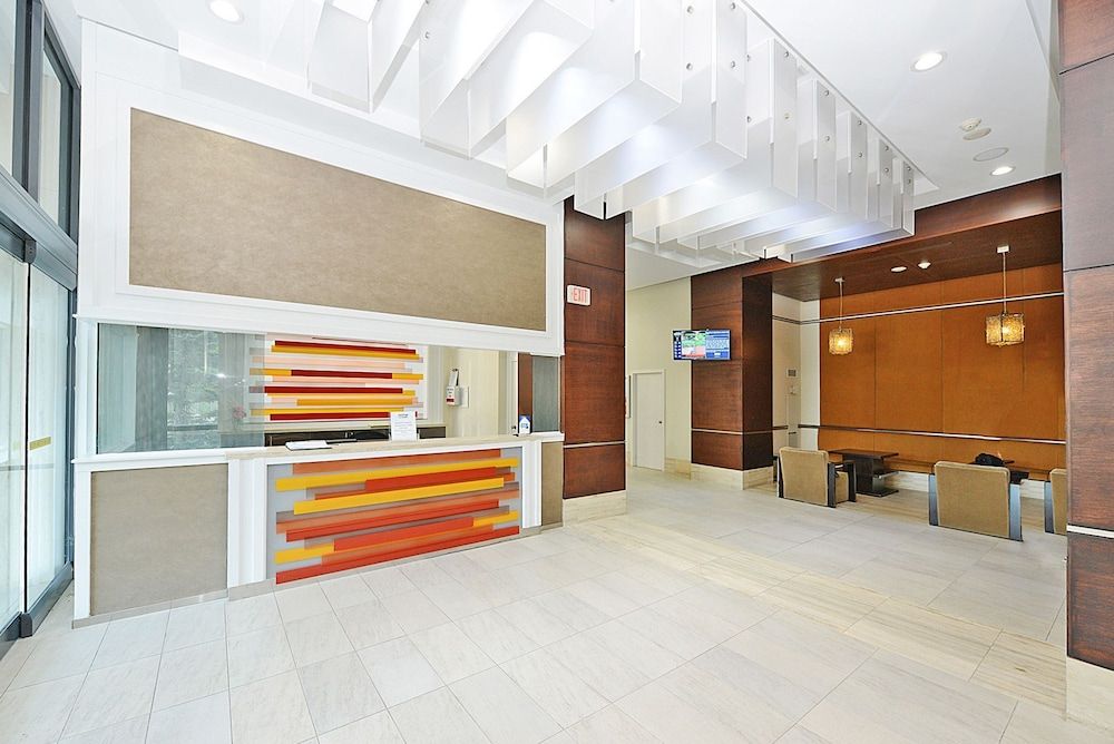 undefined PlanURstay - Mississauga Downtown Square One 7