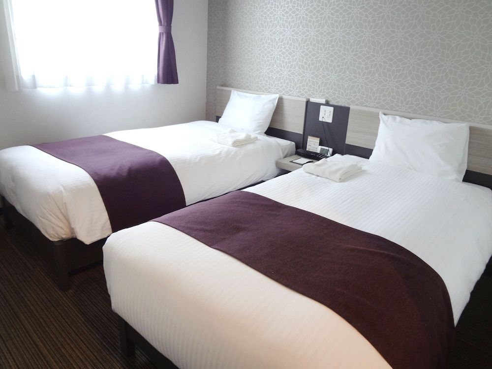 Kuretake Inn Osaka Sakaisuji Hommachi Economy Twin Room, Smoking