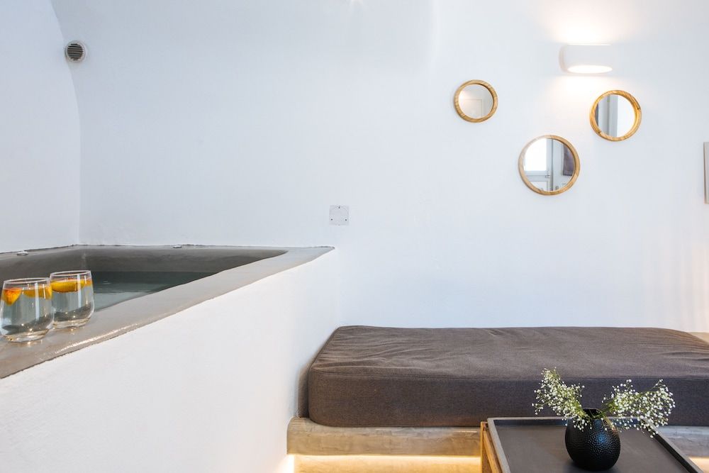 Aetheria Villas Deluxe Villa 24