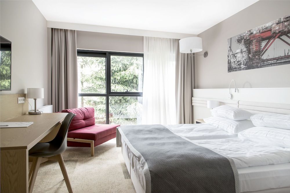 undefined Hotel Platan 3