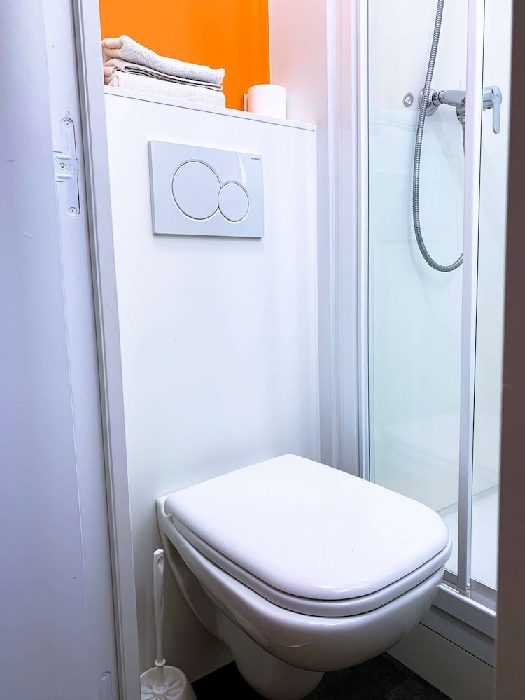 Premiere Classe Lyon Beynost Standard Room, 1 Double Bed 6