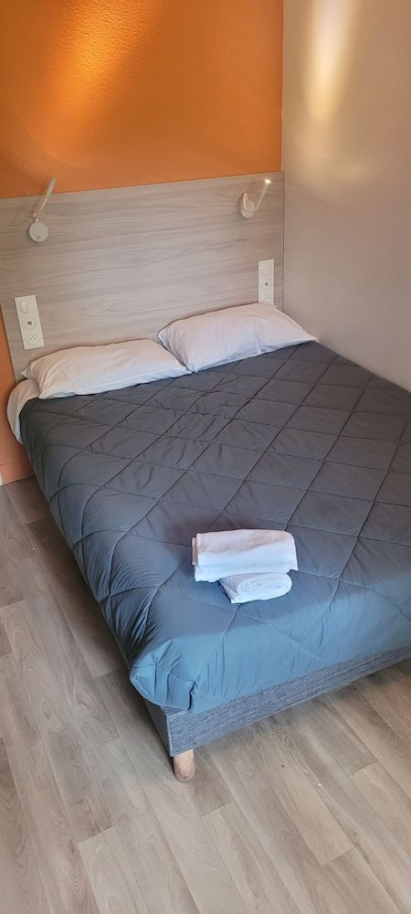 Premiere Classe Lyon Beynost Standard Room, 1 Double Bed 4
