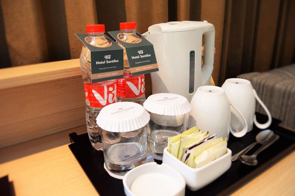 Hotel Santika Gresik Suite 6