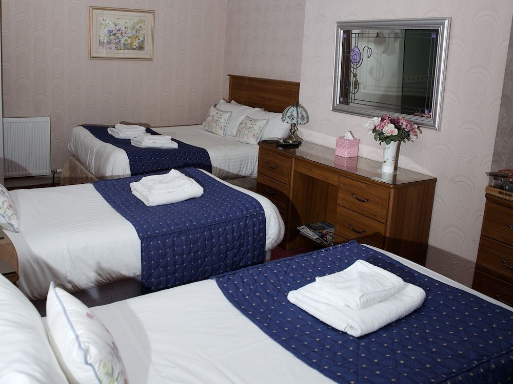 Herdshill Guest House Suite, Ensuite ( 2 ad & 2 ch (under 14)) 2