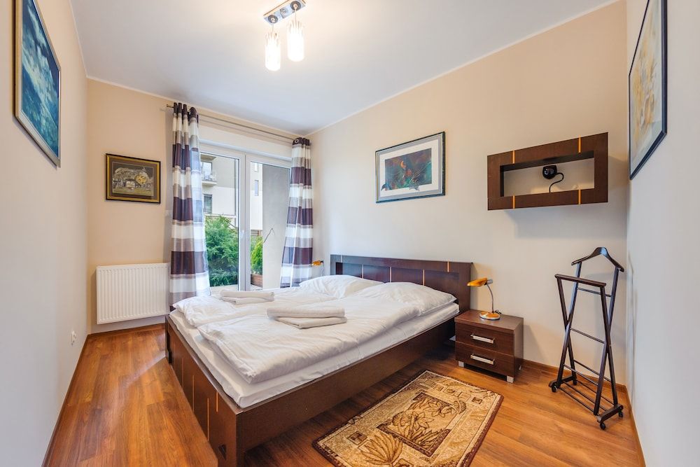 Apartment (2 – Orzeszkowej 4)