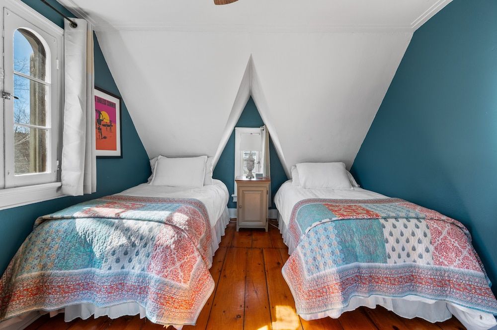 The Gables of Rhinebeck Inn Deluxe Double Room, 2 Bedrooms, Non Smoking 4