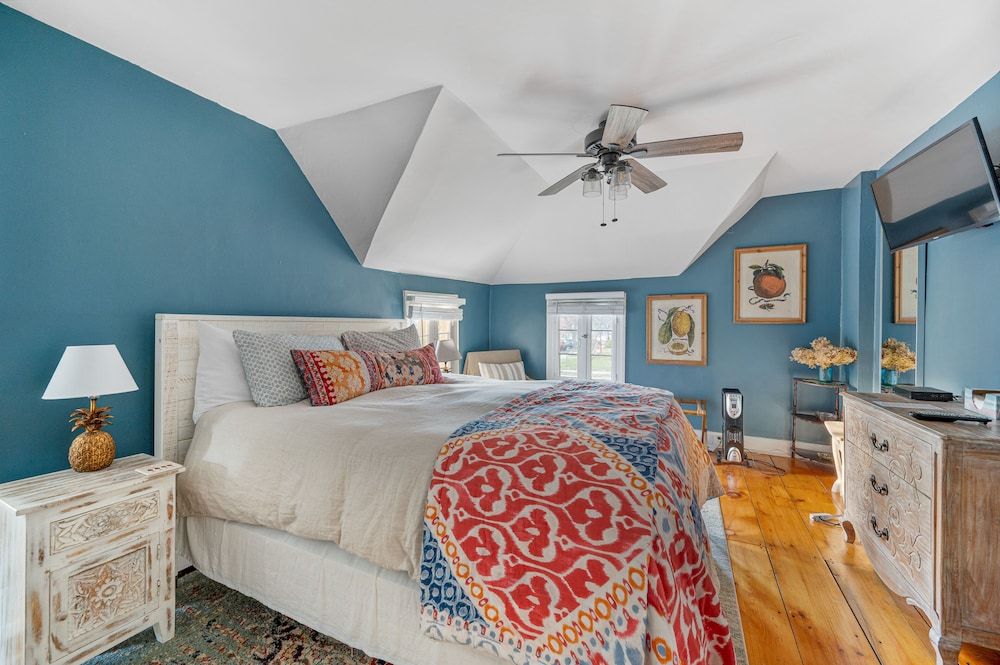 The Gables of Rhinebeck Inn Deluxe Room, 1 Queen Bed, Non Smoking