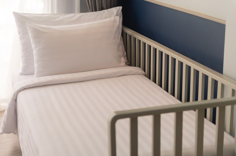 Seabed Grand Hotel Phuket Deluxe Pool View Room 2