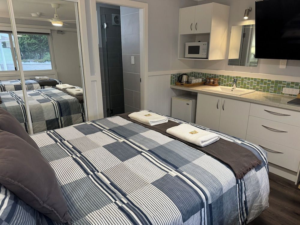 Ulladulla Motel Twin Room 6