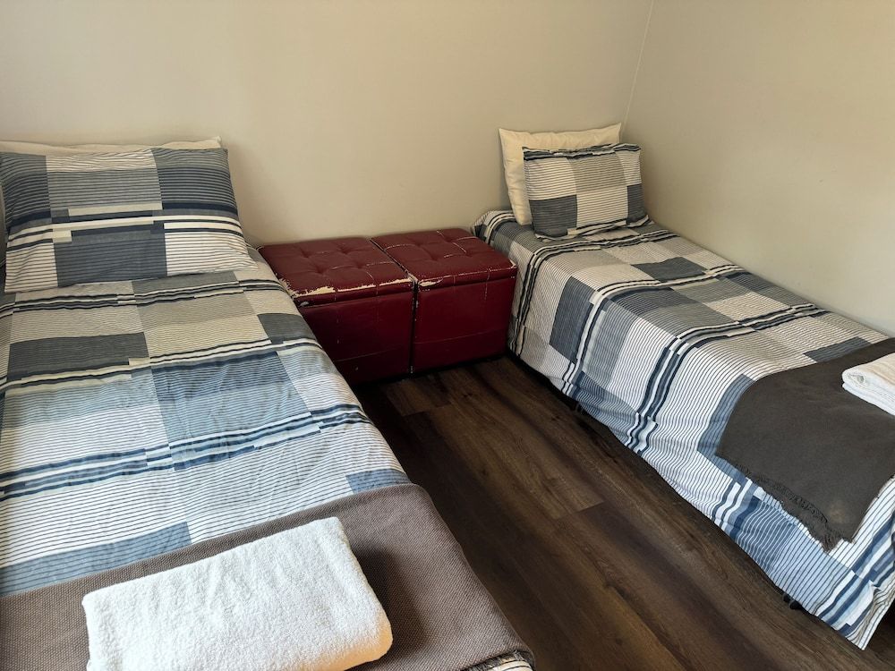 Ulladulla Motel Family Apartment, 2 Bedrooms 4