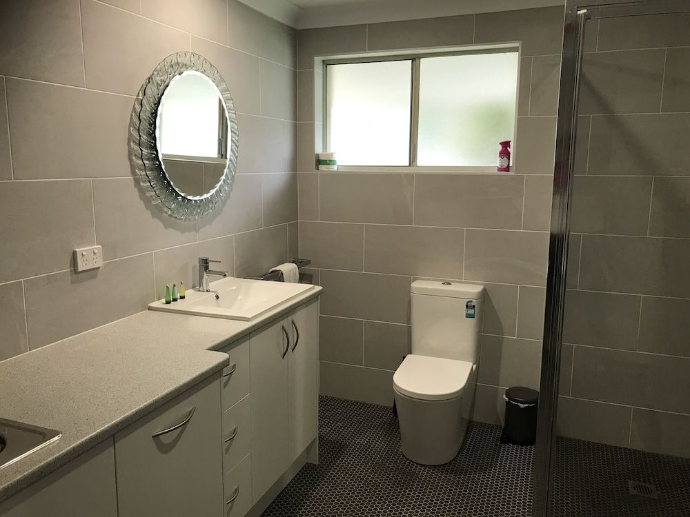 Ulladulla Motel Family Apartment, 2 Bedrooms 5