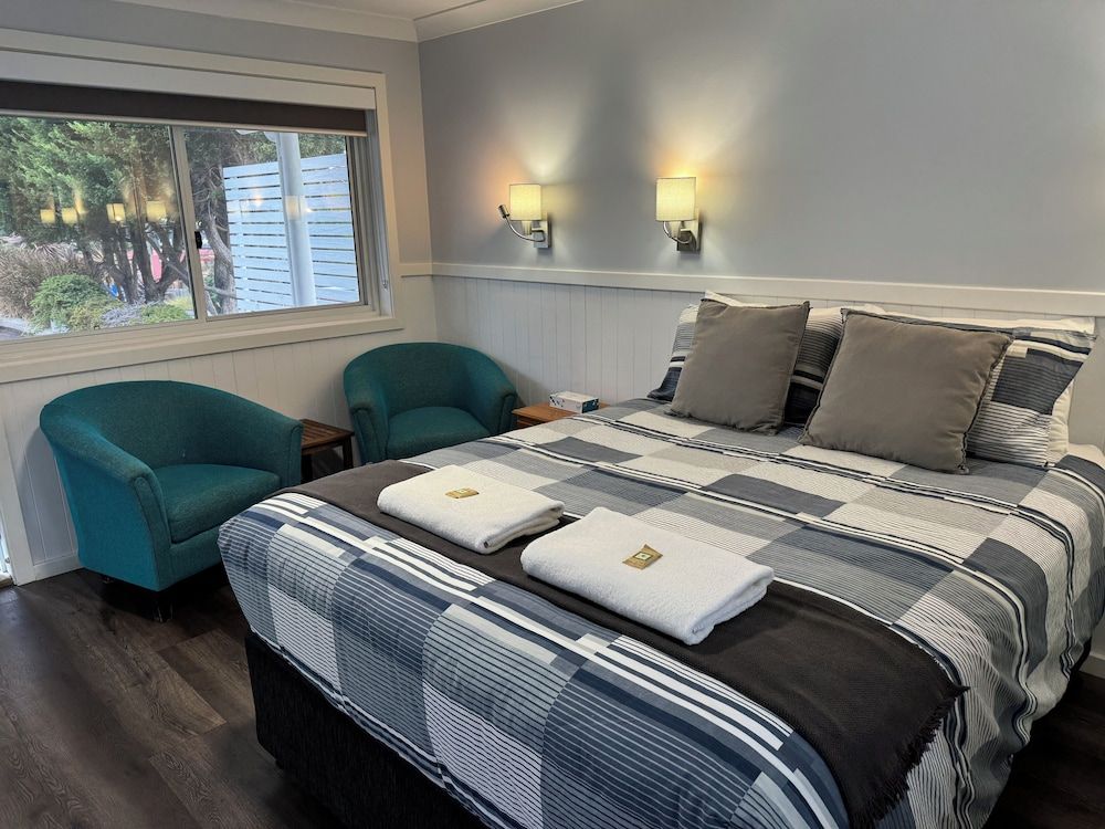 Ulladulla Motel Queen Room 3