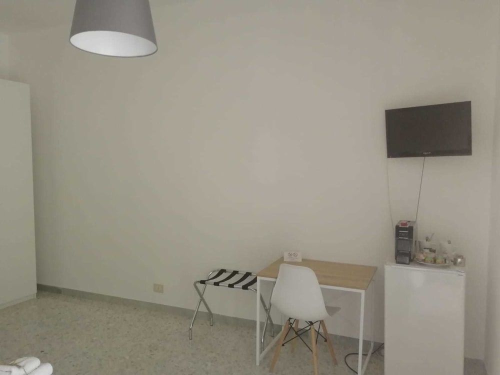 Gatto Bianco Picone 19 Triple Room, Private Bathroom 5