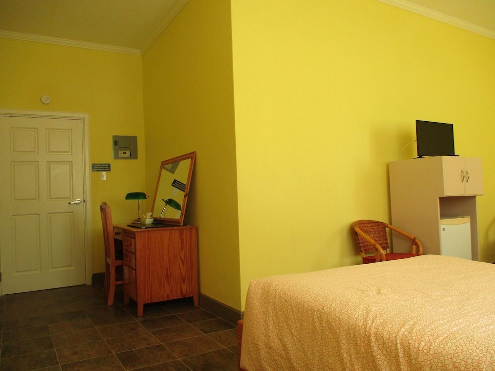 Harlem B & B Family Room, Multiple Beds, Private Bathroom, Partial Sea View 13