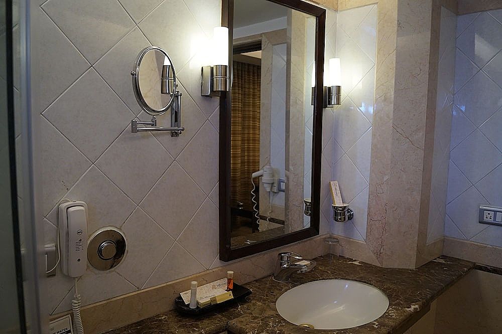 The President Hotel Luxury Room 2