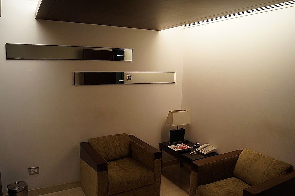 The President Hotel Luxury Room 15