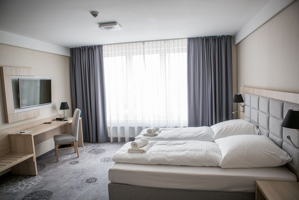 Lantier Double Room 2