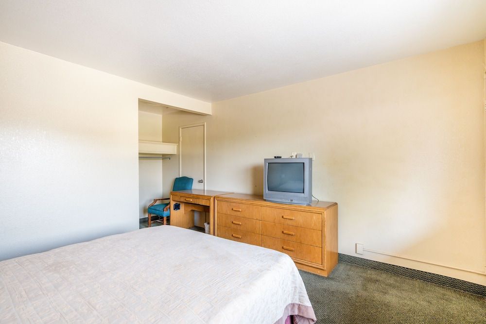 Room, 1 Queen Bed, Accessible