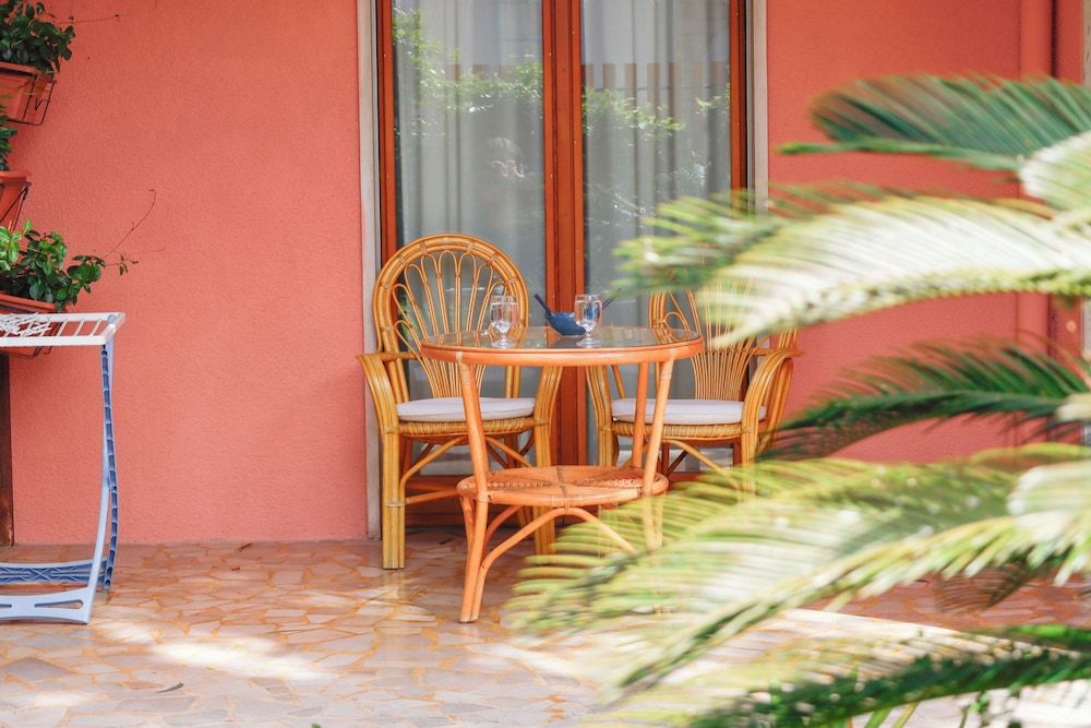 Villa Rosa Sorrento Studio Apartment for 2 people with kitchenette 10