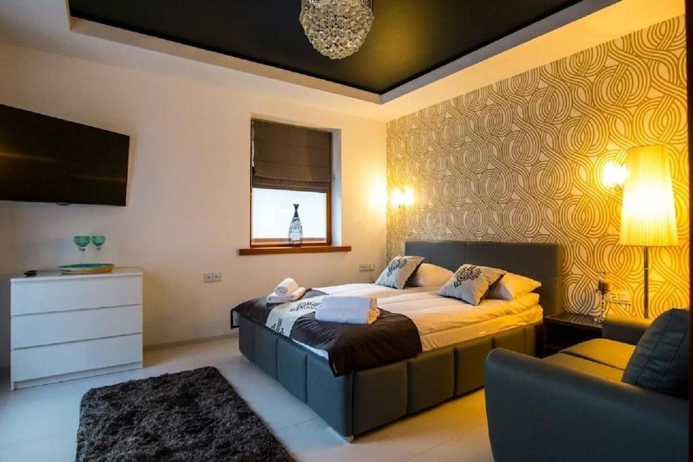 Apartment (Lawa)