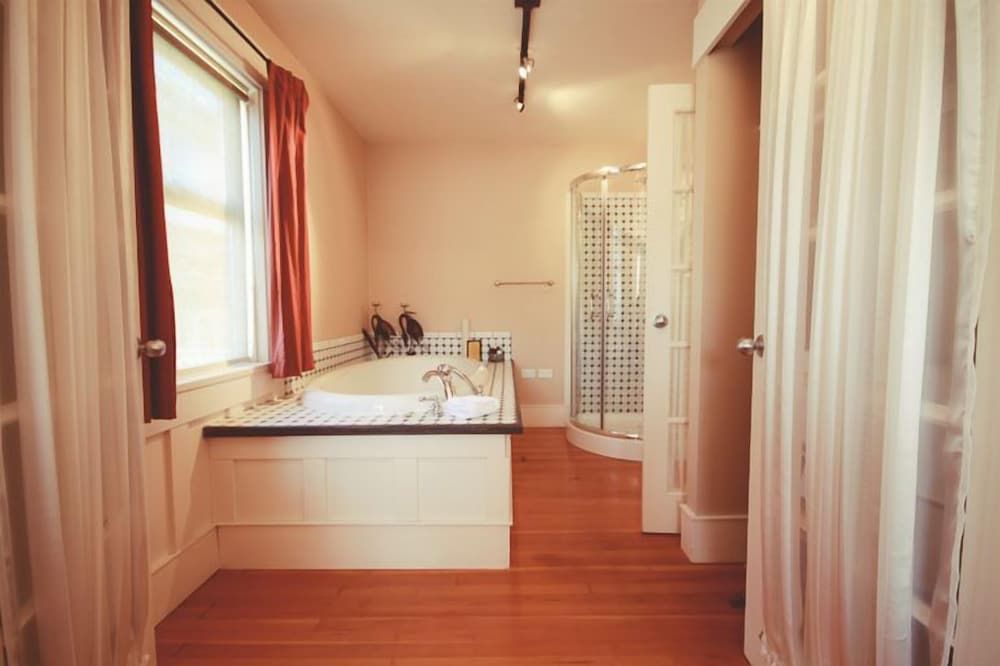 House, 1 Queen Bed with Sofa bed, Non Smoking