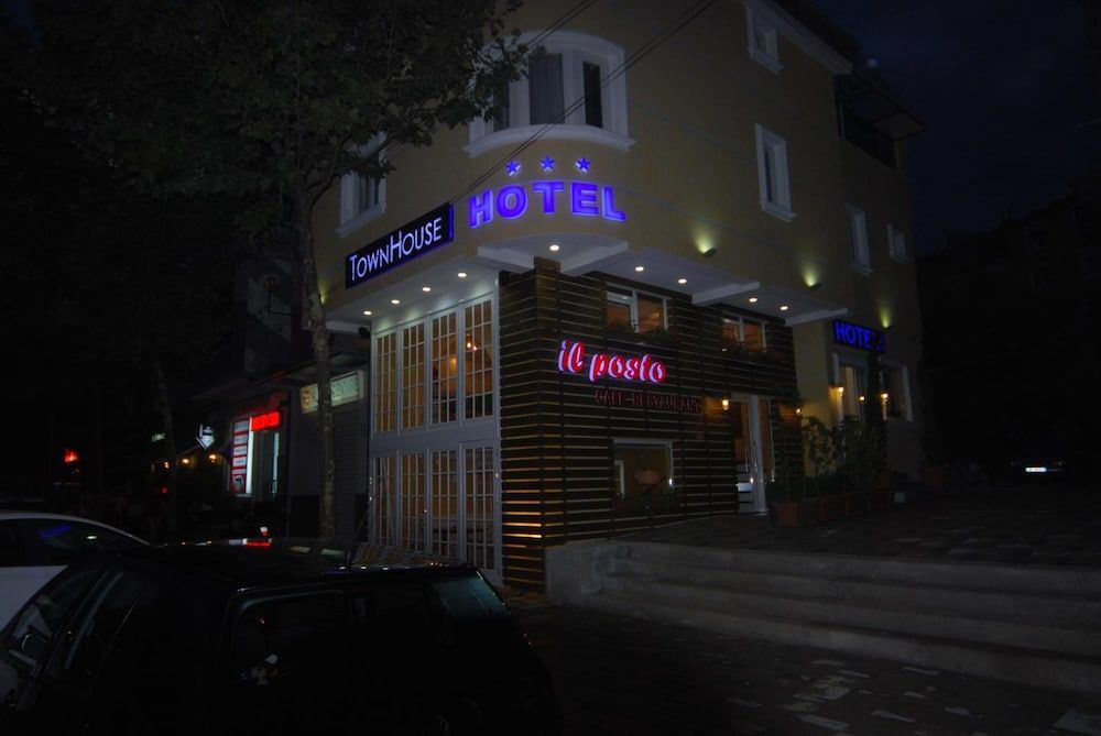 undefined Hotel Town House 5