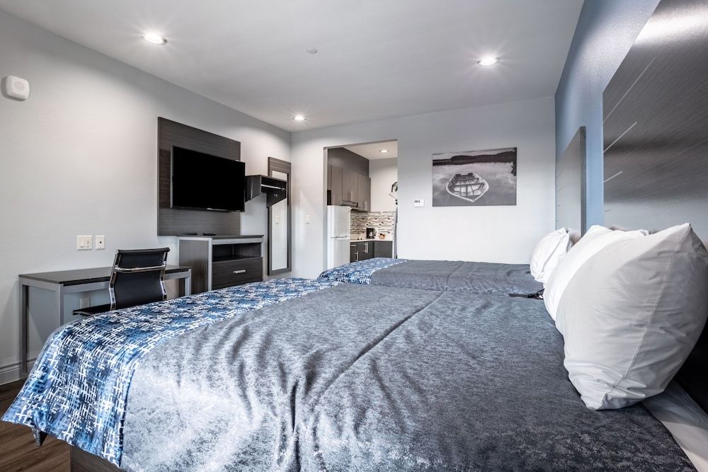 Scottish Inns Katy Basic Room, 2 Queen Beds, Non Smoking 3