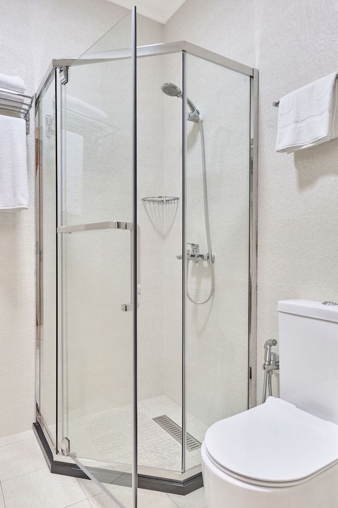 Praga Hotel Standard Double or Twin Room, 1 King Bed, City View 6