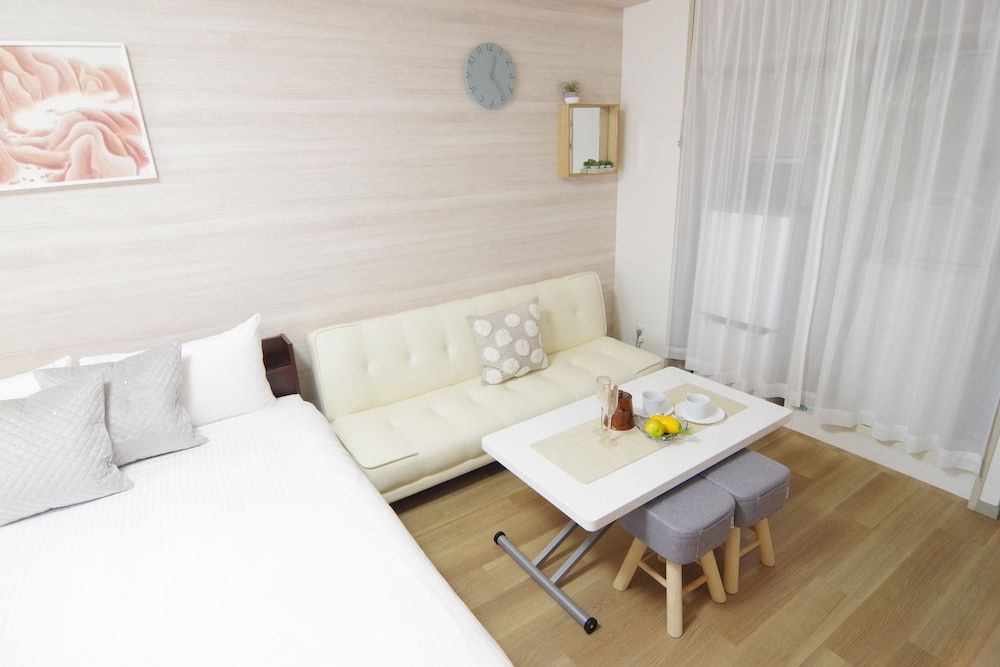 Nipponbashi Art Hotel Room (606) 3