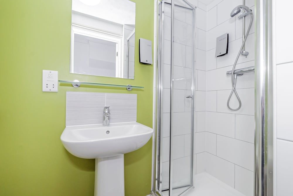 The Majestic Hotel Classic Single Room, Ensuite, Sea View 6