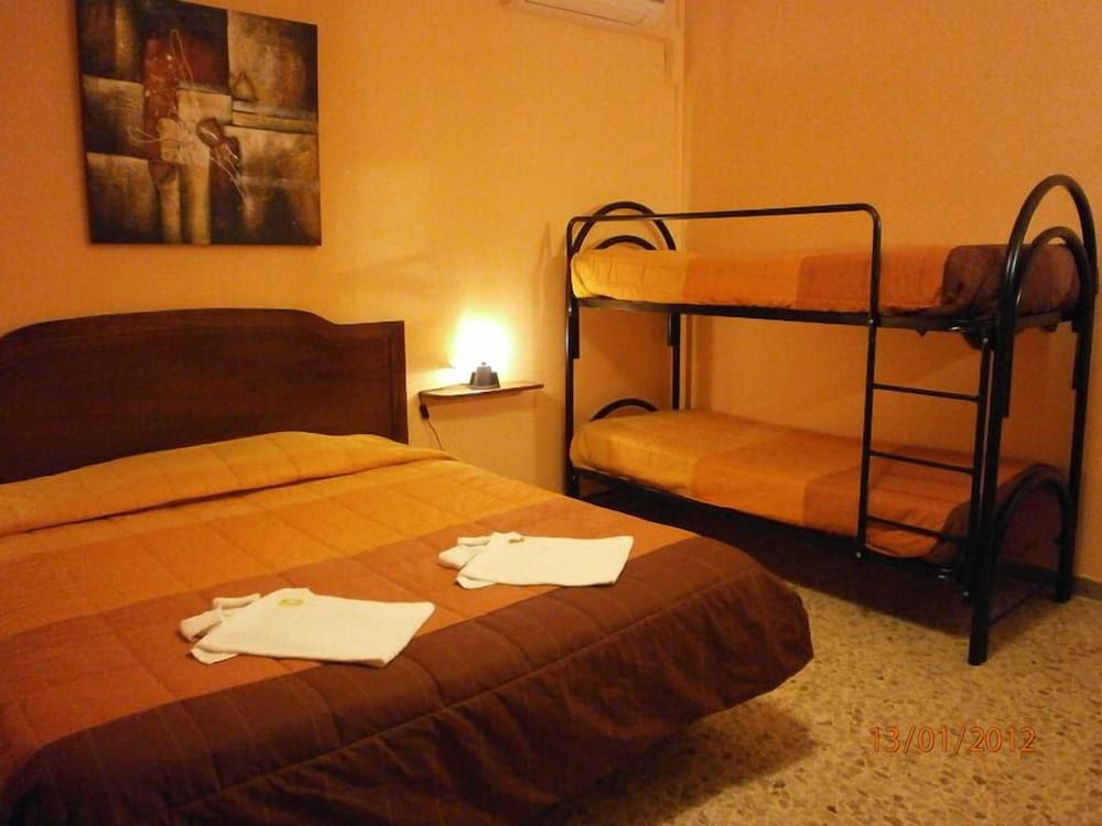 undefined Airport Pisa Rooms