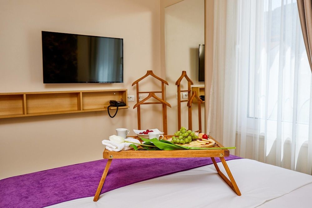 Maison W Deluxe Apartment, Garden View 6