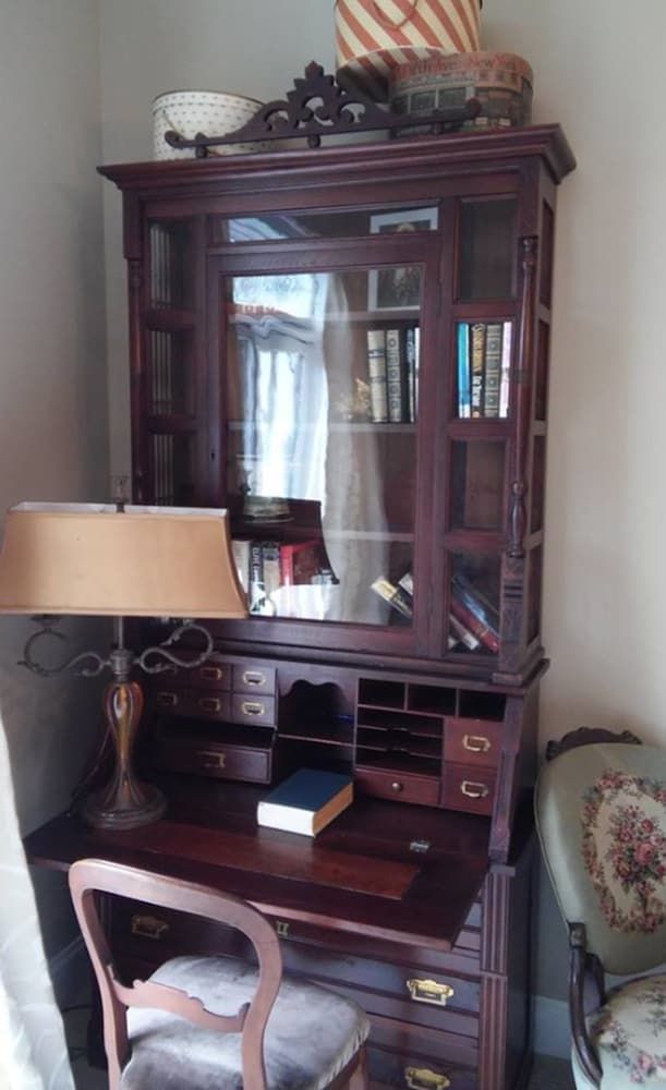 Inntiquity A Country Inn Louisiana Room 8