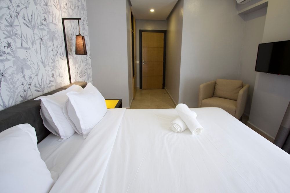 SuiteLoc Apparthotel Superior Suite 3