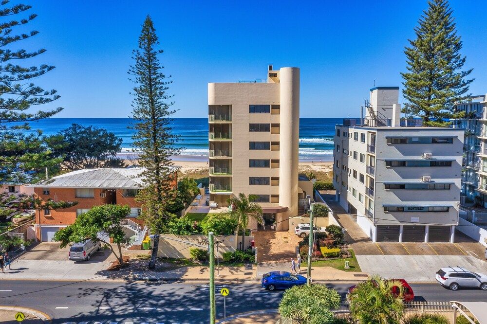 undefined Premiere Apartments -HR Surfers Paradise 3